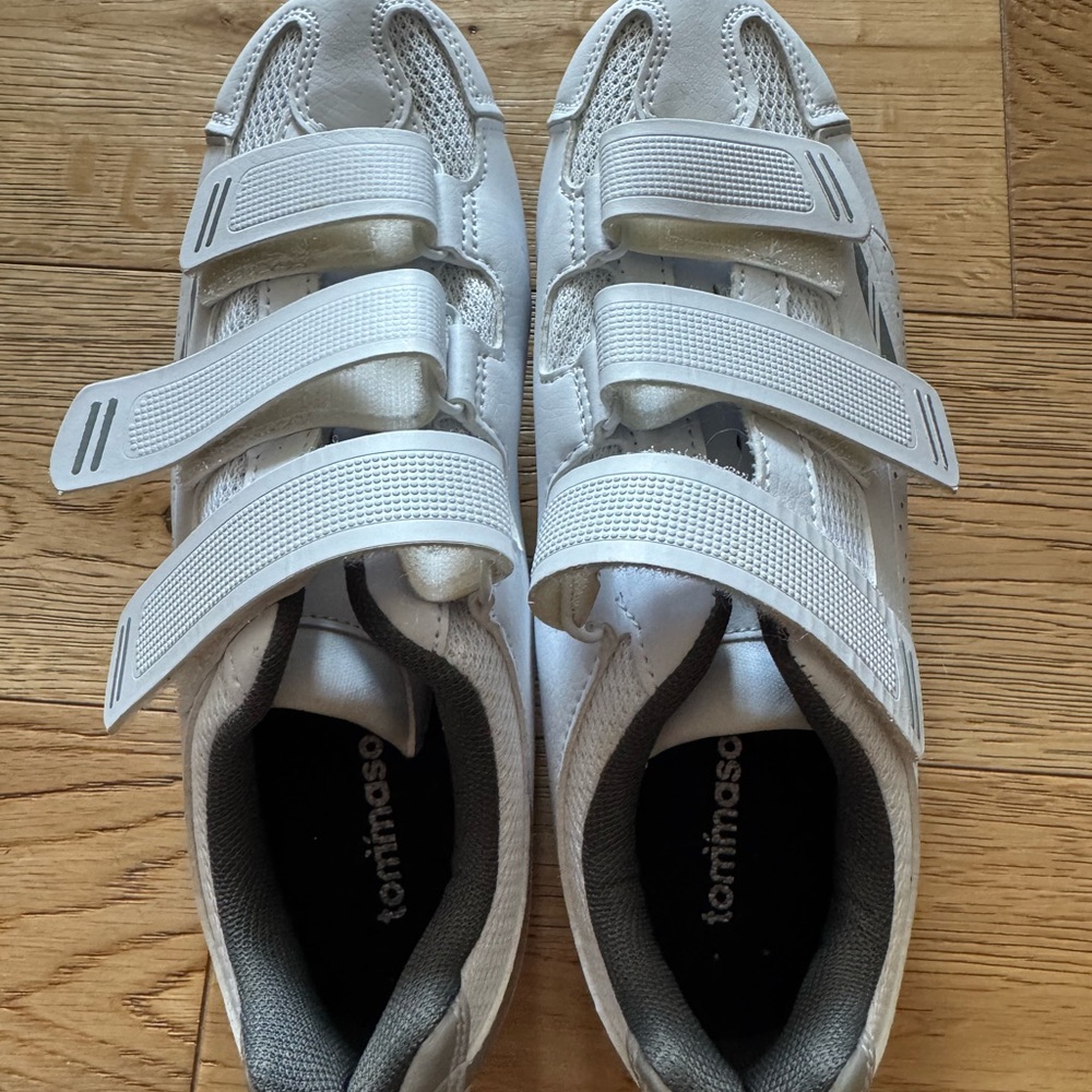 NEVER WORN: Tommaso Women's Cycling / Spinning Shoes
